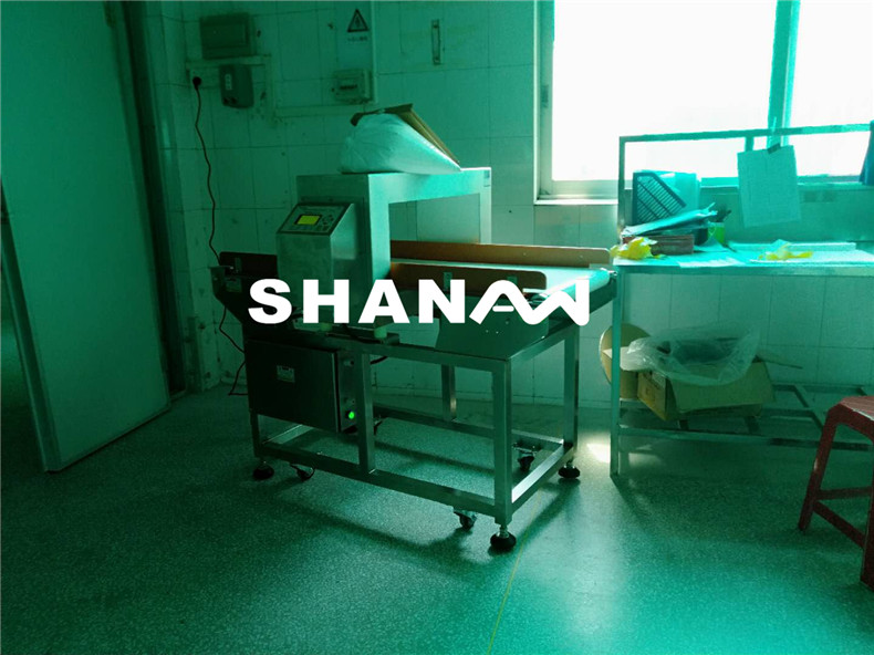 金屬檢測(cè)機(jī)